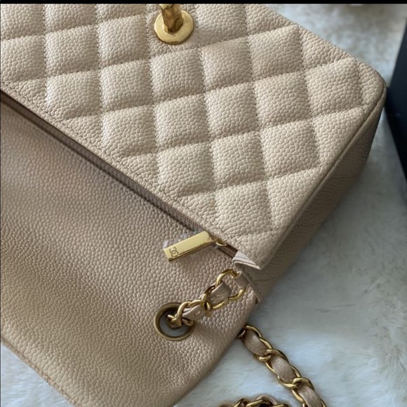 Authentic Chanel classic flap bag - Picture 6 of 9